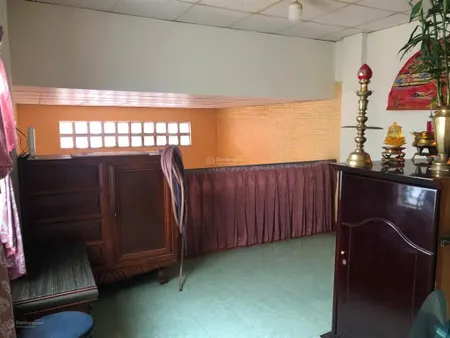 Bán gấp nhà hẻm oto trung tâm nha trang