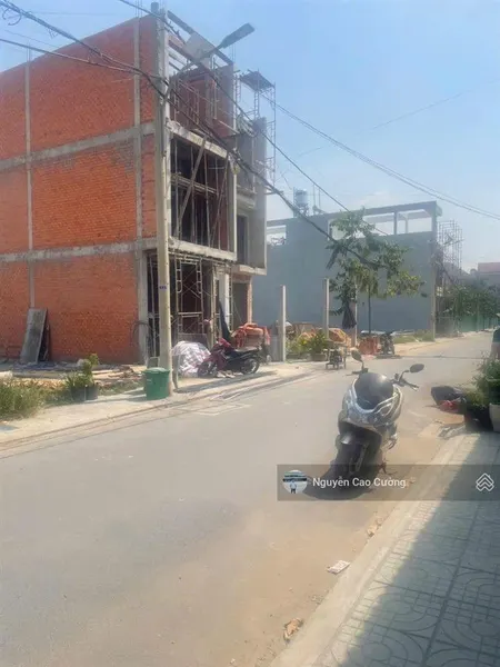 Bán đất 4x20m khu phân lô đẹp đường 8m thạnh xuân 24 sát bên trường nguyễn văn thệ, q12.