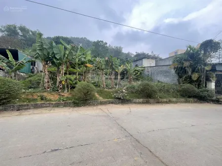 Hàng mới vị trí kinh doanh cực đẹp tại trung tâm thung nai