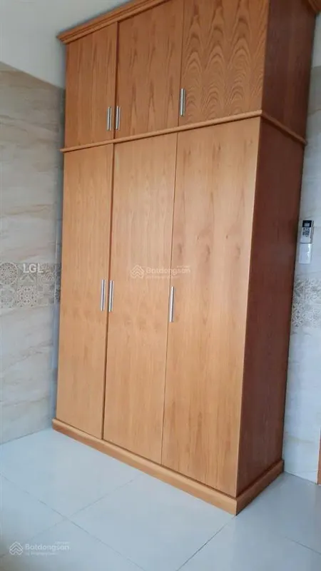 Giá tốt căn 3pn 2wc 90m2 tầng thấp để lại một số nội thất giá bán 4,3 tỷ