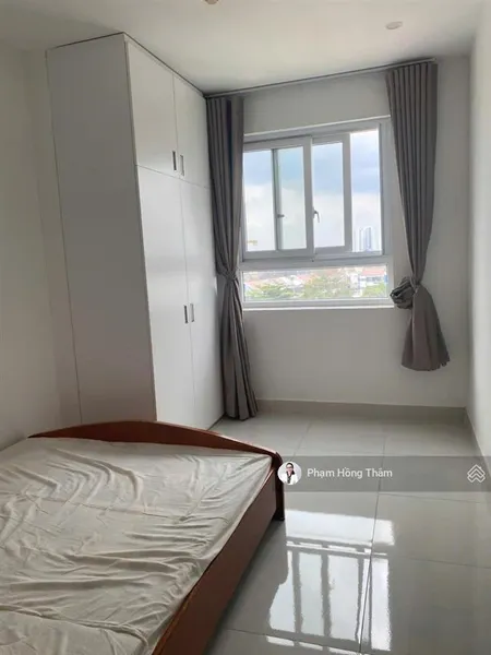 Bán căn hộ tara, tạ quang bửu dt 92m2, 3pn, 2wc, nhà đẹp, sổ hồng, giá 4.25 tỷ. 0933 888 ***