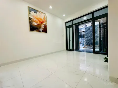 Bán nhà mới, 2 tầng hẻm đường hải đức, phường tây nha trang vị trí trung tâm diên tích 30,3m2