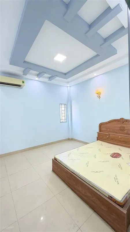 Nhà đẹp mt 12m kdc lý chiêu hoàng 4x15m 4 tầng sát chung cư khang điền công viên lý chiêu hoàng