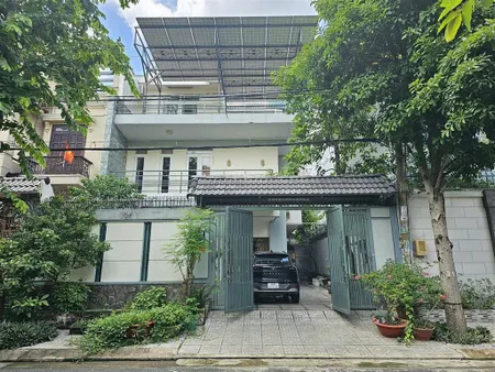 Bán biệt thự kdc trung sơn 12,5x20m, 1 trệt 2 lầu, nhà đẹp có thang máy giá 35,5tỷ 0937 777 ***