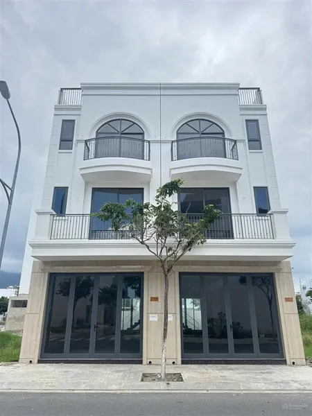 Sở hữu nhà phố tại kđt vcn phước long 2