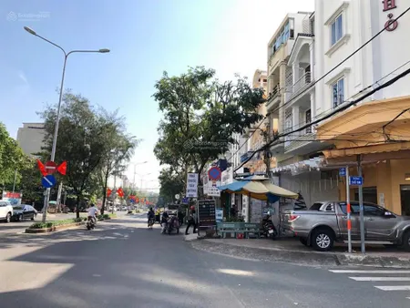 Cần bán nhà số 99 đường số 8 đối diện bv nam sài gòn, giá 26t, có thương lượng nhanh gọn