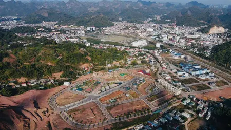 Liền kề căn góc nhìn vườn hoa elite hill sơn la