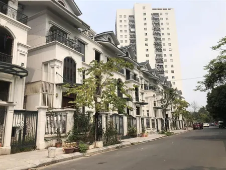 Bán biệt thự hdi tây hồ dt 135m2 xd 4.5 tầng mt 9m, đã có sổ, giá bán 64 tỷ. 0986 558 ***