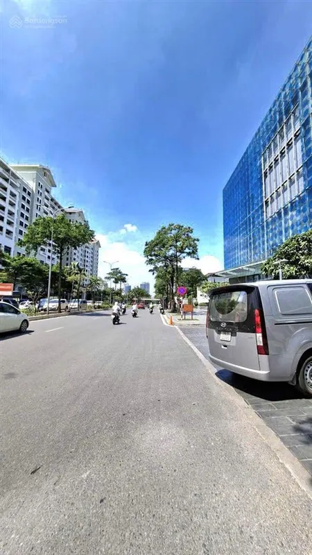 Bán nhà mặt phố đào tấn 185m2, 9 tầng giá 120 tỷ. ba đình