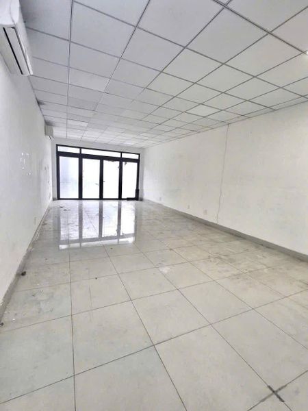 Cho Thuê Văn Phòng Khu Him Lam Quận 7, dt 75m2, Tầng Trệt Giá 13.5tr/tháng