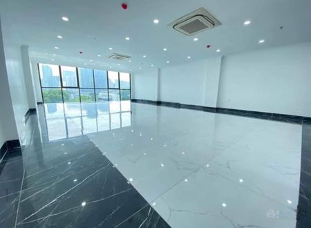Chính chủ cho thuê văn phòng tại số 114 Trần Vỹ, Mai Dịch, Cầu Giấy 140m2 giá 25tr/tháng