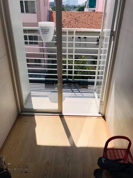 Cho thuê phòng trọ mới 100% Quận Tân Phú đối diện ủy ban nhân dân, 30m2, giá 3,5tr/tháng