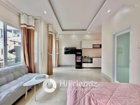 Studio ban công full nội thất gần Etown Cộng Hòa
