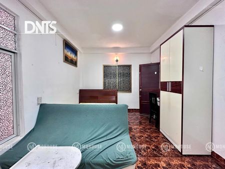 Cho thuê phòng bancony gần Trường Đại Học Văn Lang, Petro Bến Thành Q1