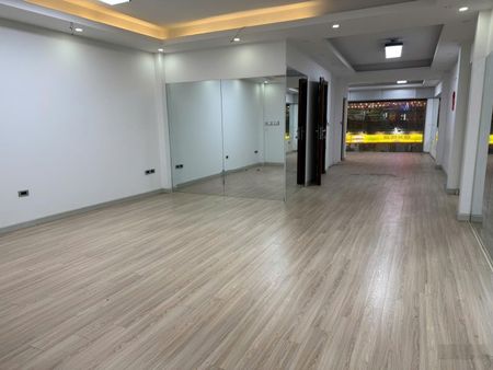 Cho thuê văn phòng cực đẹp tại mặt phố phan kế bính ba đình