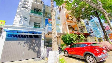 Cho thuê nhà SD 270 m2 đường Nguyễn Hiền tiện văn phòng 17 triệu