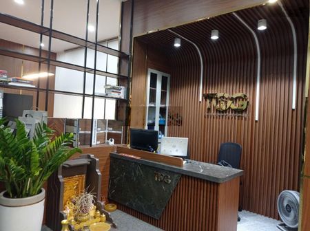 Cho thuê văn phòng 180m2 sẵn nội thất tại Ngoại Giao Đoàn, Bắc Từ Liêm giá 40 triệu/tháng