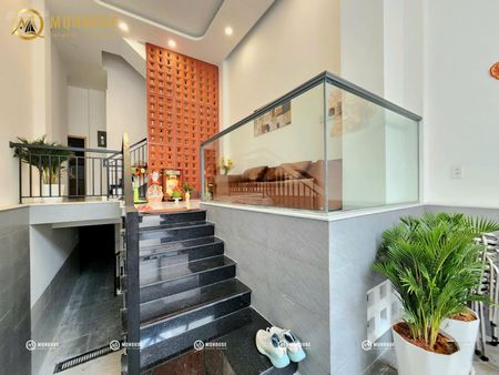 Cho thuê phòng trọ 1PN, 30m2 chỉ với 5,7 triệu tại Cộng Hòa, p13, Q. Tân Bình