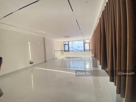 CHO THUÊ MẶT BẰNG văn phòng thông sàn NGUYỄN SƠN -180 m2 giá 20 tr