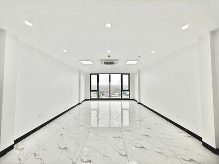 Cho thuê văn phòng 90m2, 12tr tại Yên Xá, Tân Triều