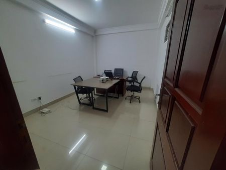 Cho thuê văn phòng mặt tiền đường Tô Hiệu Hà Đông, 3tr/tháng