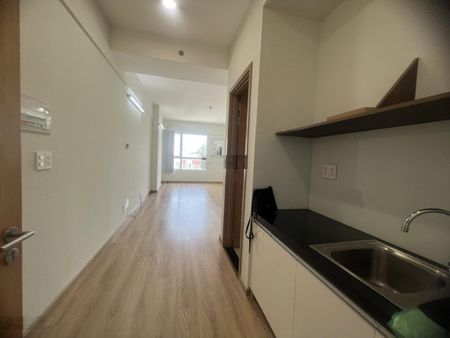 Văn phòng - Charmington Q10 31m2 9tr5/th được ĐKGPKD xử dụng toàn thời gian LH 0901430118 - Loan