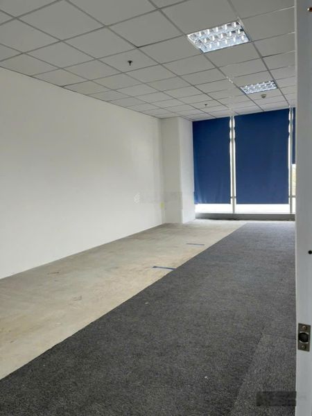 515m2 cho thuê văn phòng giá hời, hỗ trợ làm giấy tờ cho doanh nghiệp mới