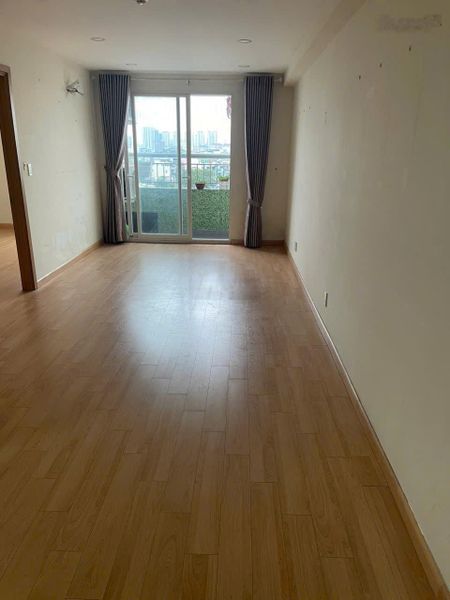 Cần Cho thuê căn hộ Starlight Quận 6, Dt : 67m2, 2PN, Giá : 8 tr/th