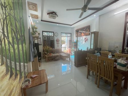 Nhà 4 triệu/tháng full nội thất ô tô tận cửa KDC Hòn Nghê
