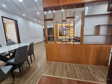 Cho thuê căn 3 ngủ 133m full nội thất tại cc ngô thị nhậm 0878 800 ***