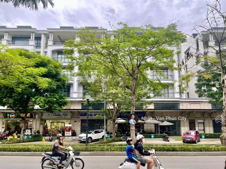 Trục chính nguyễn thị nhung 7x20m 6 tầng hoàn thiện cao cấp, thang máy, máy lạnh giá 60 tr/th