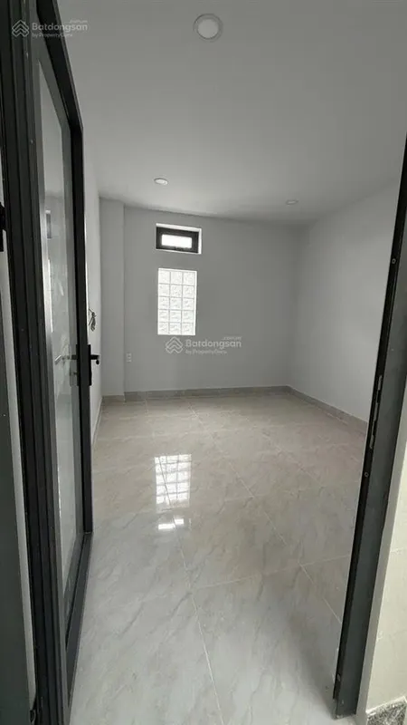 Cho thuê nhà nguyên căn mặt tiền huỳnh tấn phát q7