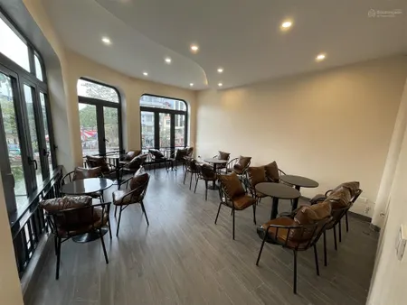 Sang nhượng cửa hàng cf viu hồ