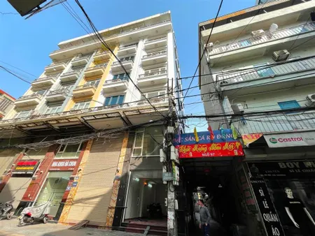 Cho thuê và bán tòa nhà vp 7 tầng mặt phố mễ trì thượng. dt 52m2, mt 4m. giá 35tr/th/. bán 21,5 tỷ
