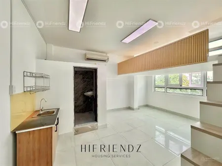 Phòng trọ gác xinh mới 100% khu vành đai, song hành thoáng mát quận 6 gần võ văn kiệt thang máy