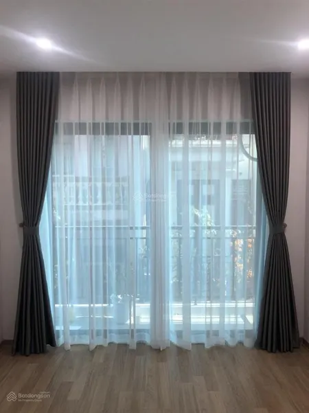 Cho thuê nhà 4 tầng phố vũ xuân thiều full nội thất chỉ xách vali về ở