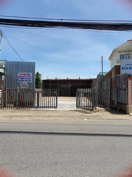 Cho thuê kho 900 m² 20tr/tháng ngay cầu thông lưu (võ văn hoài bình khánh)