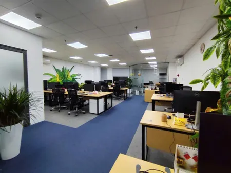 Văn phòng cho thuê 165m2 trên đường đồng nai, p.15, tân bình.