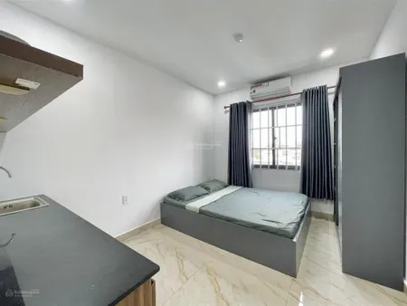 Cho thuê phòng studio mới keng full nội thất cửa sổ , thang máy , hầm xe sát quận 5 , quận 1