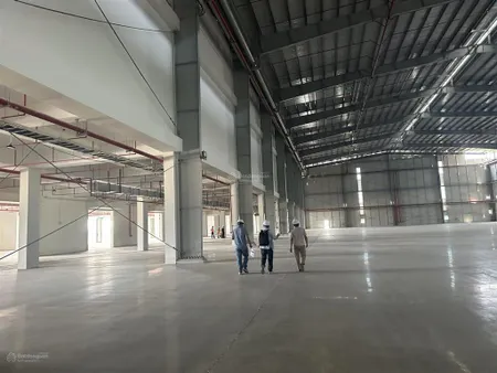 Cho thuê kho nhà xưởng tại kcn long hậu, 117 nghìn vnd, 50000m2, view đẹp cho thuê dt nhỏ mới 100%