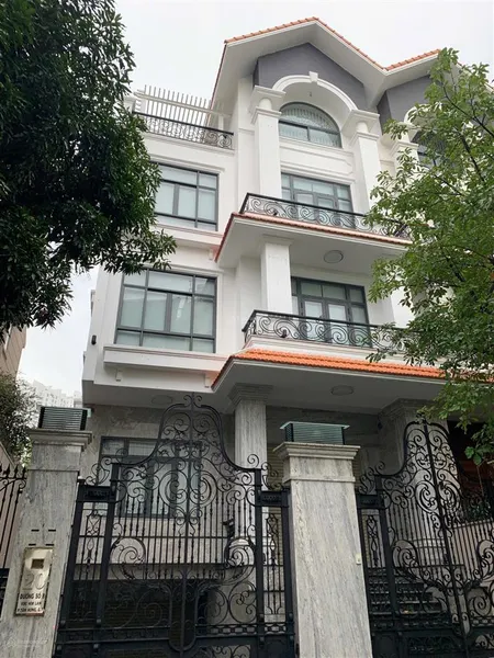 Cho thuê gấp văn phòng trệt + lầu 1 dt 200m2, 55 triệu (tl), tại him lam kênh tẻ, q7, hcm