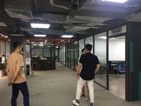 Cho thuê sàn văn phòng mipec riverside phường ngọc lâm long biên dt 100m2