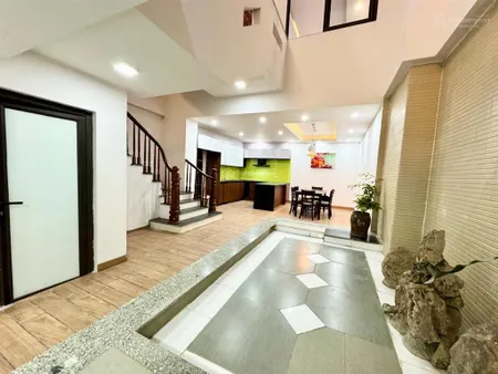 * cho thuê nhà phố mễ trì thượng, lê đức thọ. đường hè 6m. lô góc. 60m2*4t. 4pn. nhà mới