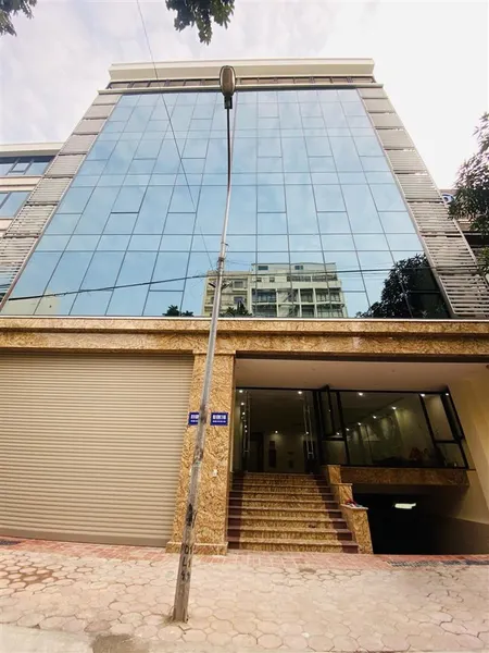 Cho thuê nhà văn tiến dũng, 150m2, 8 tầng, mt 8m, nhà mới, 79tr