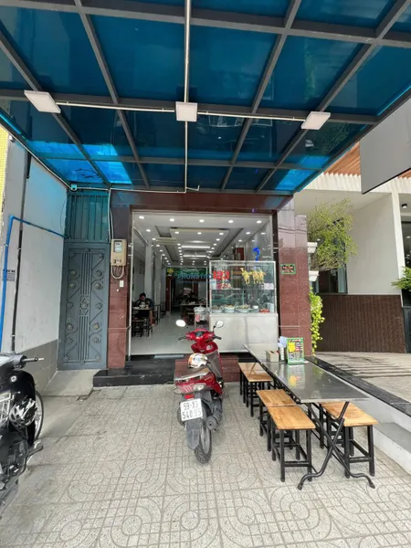 Chính chủ cần cho thuê căn nhà mặt tiền ngã tư Ga 4 tầng có thang máy, ngay khu kinh doanh sầm uất
