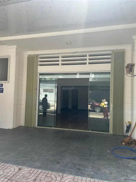 Cho thuê nhà mặt tiền đường phù đổng, thích hợp để ở hoặc làm văn phòng