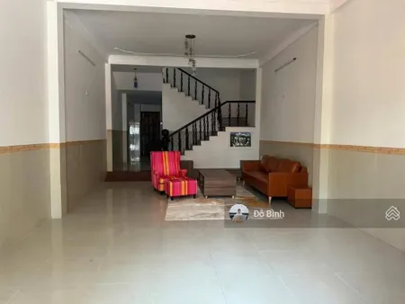 Cho thuê nhà 3 tầng đường lê tấn toán 5pn 3wc sát biển nội thất xịn sò