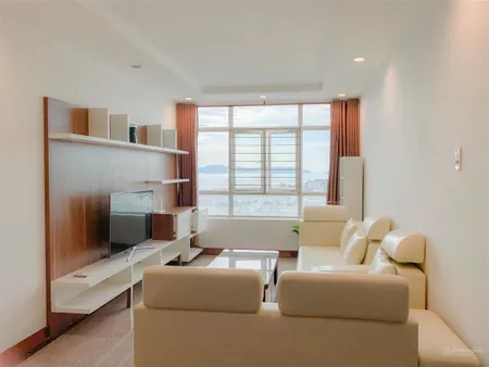 Cho thuê 2pn nằm ngay trung tâm view hồ