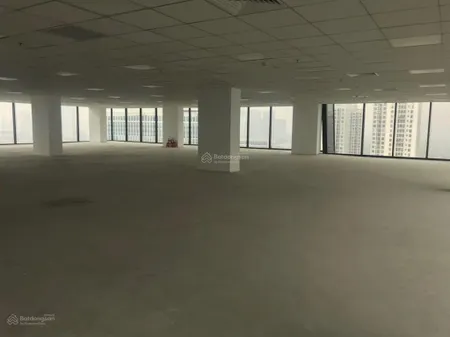 Cho thuê văn phòng vinhomes technopark gia lâm hà nội dt 500m2 giá 100nghìn/m2/th