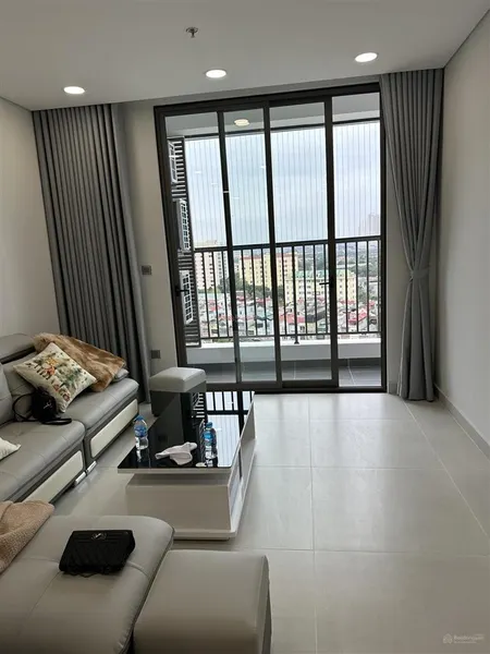 Chính chủ cho thuê căn hộ 2pn 89m2 full đồ khai sơn city 13tr/tháng 0981 649 ***
